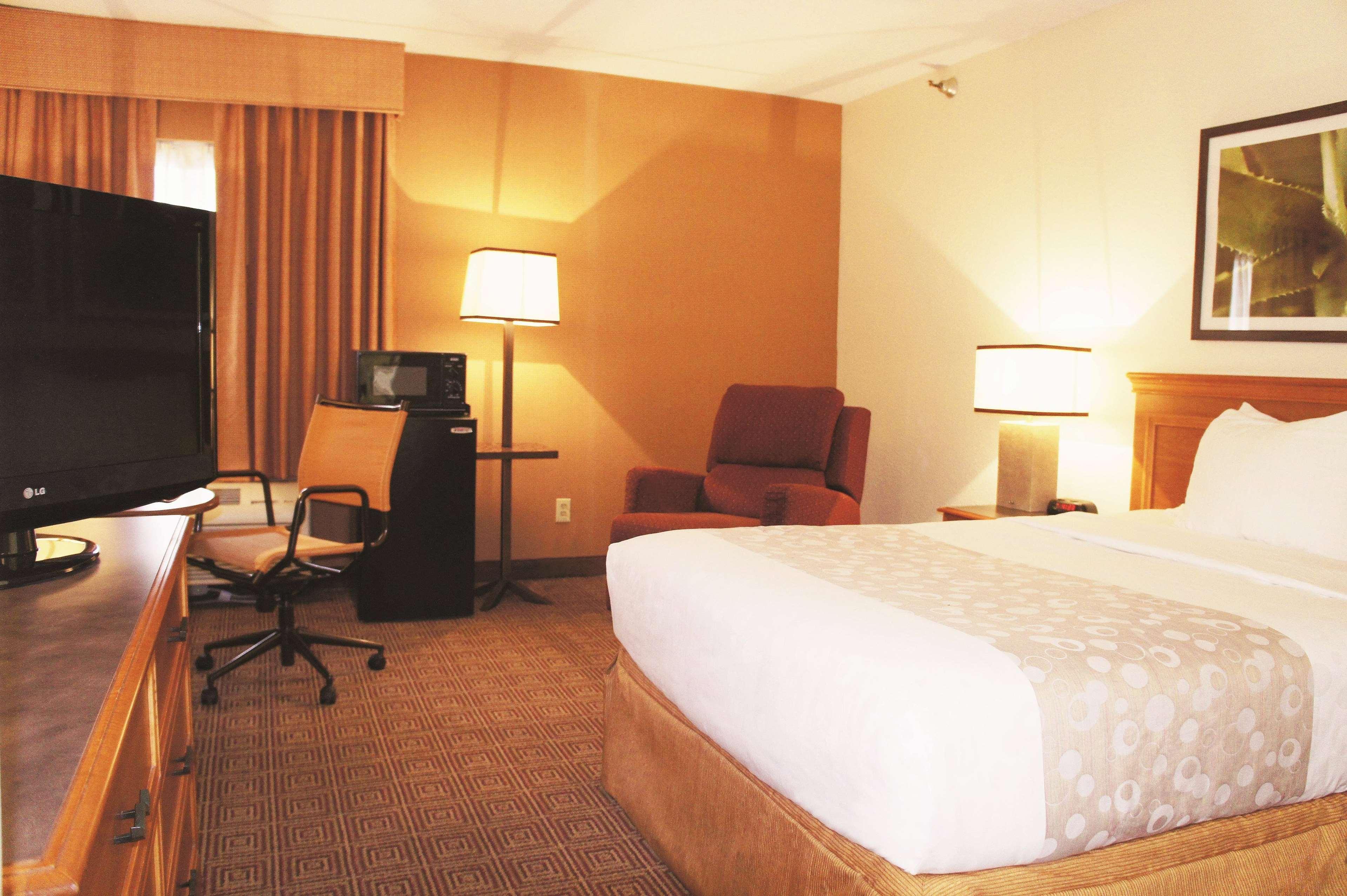 La Quinta Inn By Wyndham Kansas City North North Kansas City Exterior foto